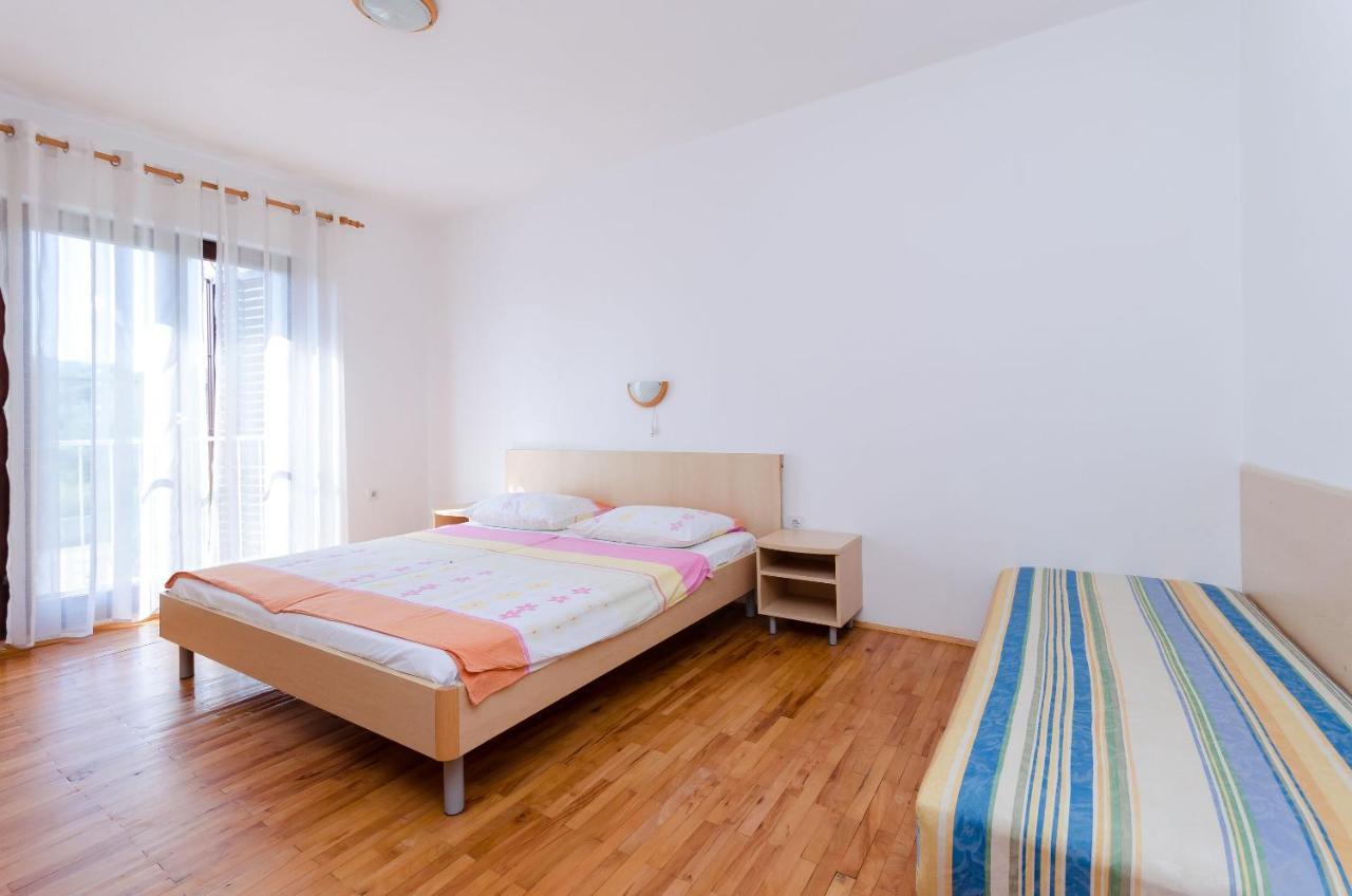 Apartments Ljubica J Lopar Exteriör bild